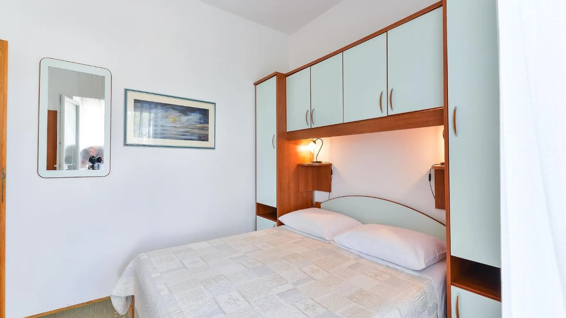 Apartments In House Liveric In Vir At The Beach Κροατία