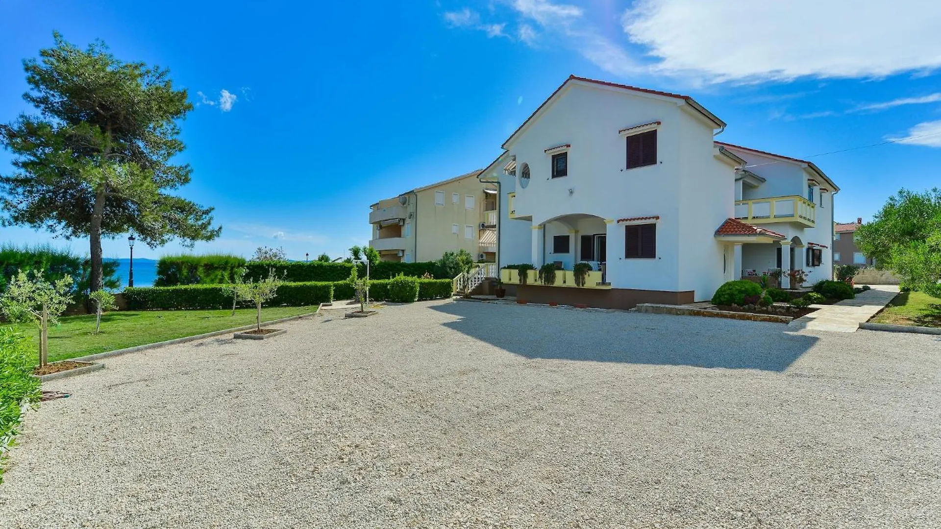 Apartments In House Liveric In Vir At The Beach