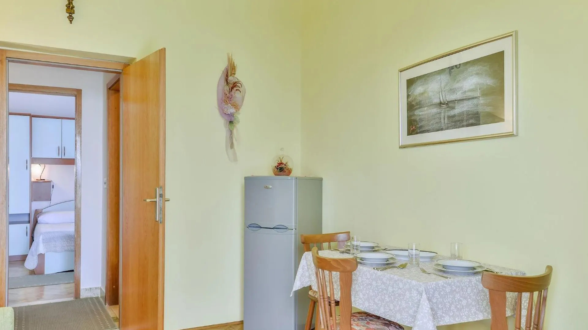 Apartments In House Liveric In Vir At The Beach