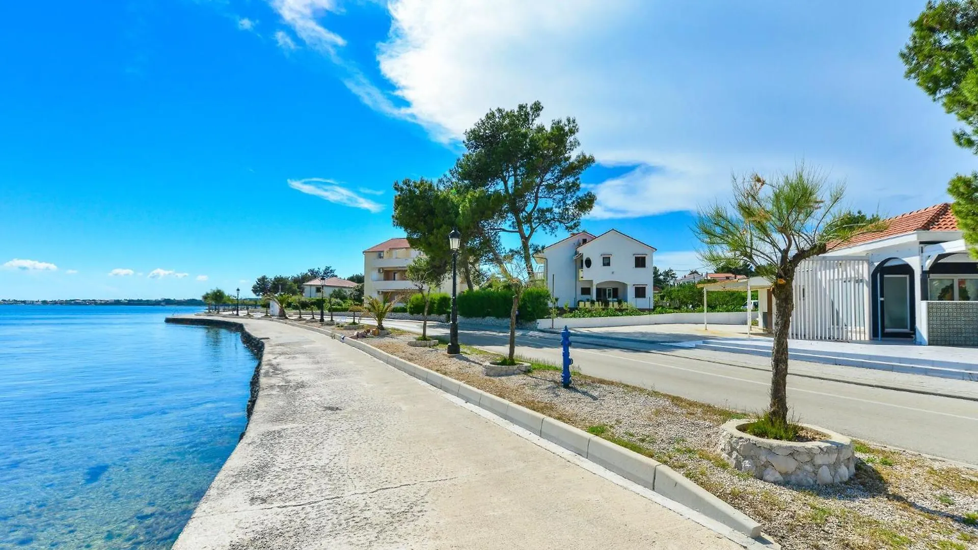 Apartments In House Liveric In Vir At The Beach Horvátország