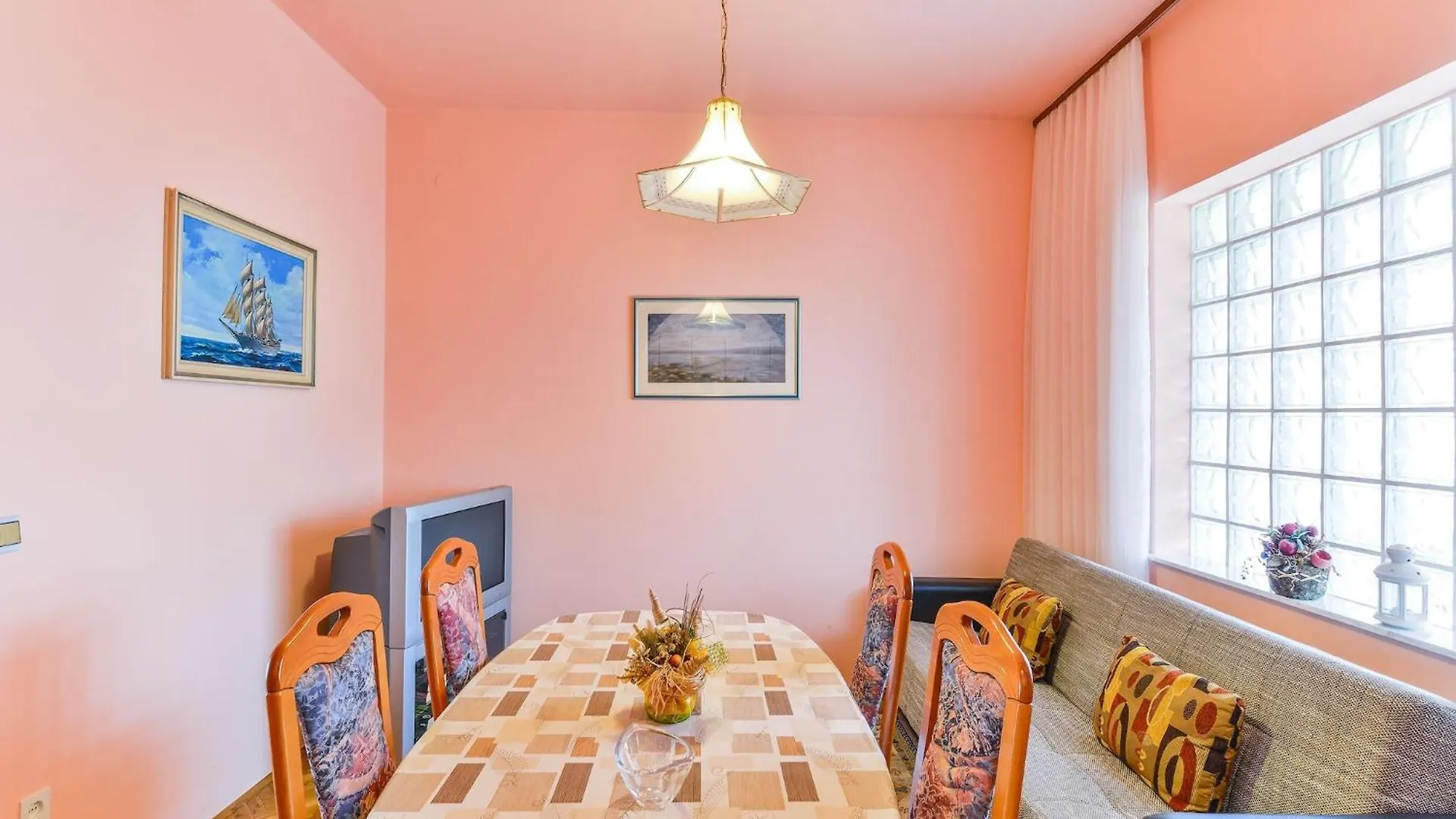 Apartments In House Liveric In Vir At The Beach